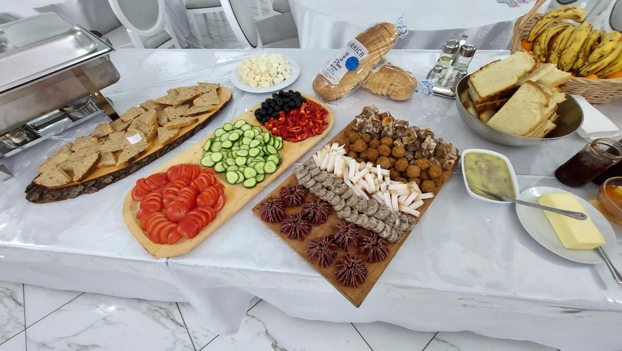 Evenimente Edelweiss Hotell Bogdan Vodă Eksteriør bilde