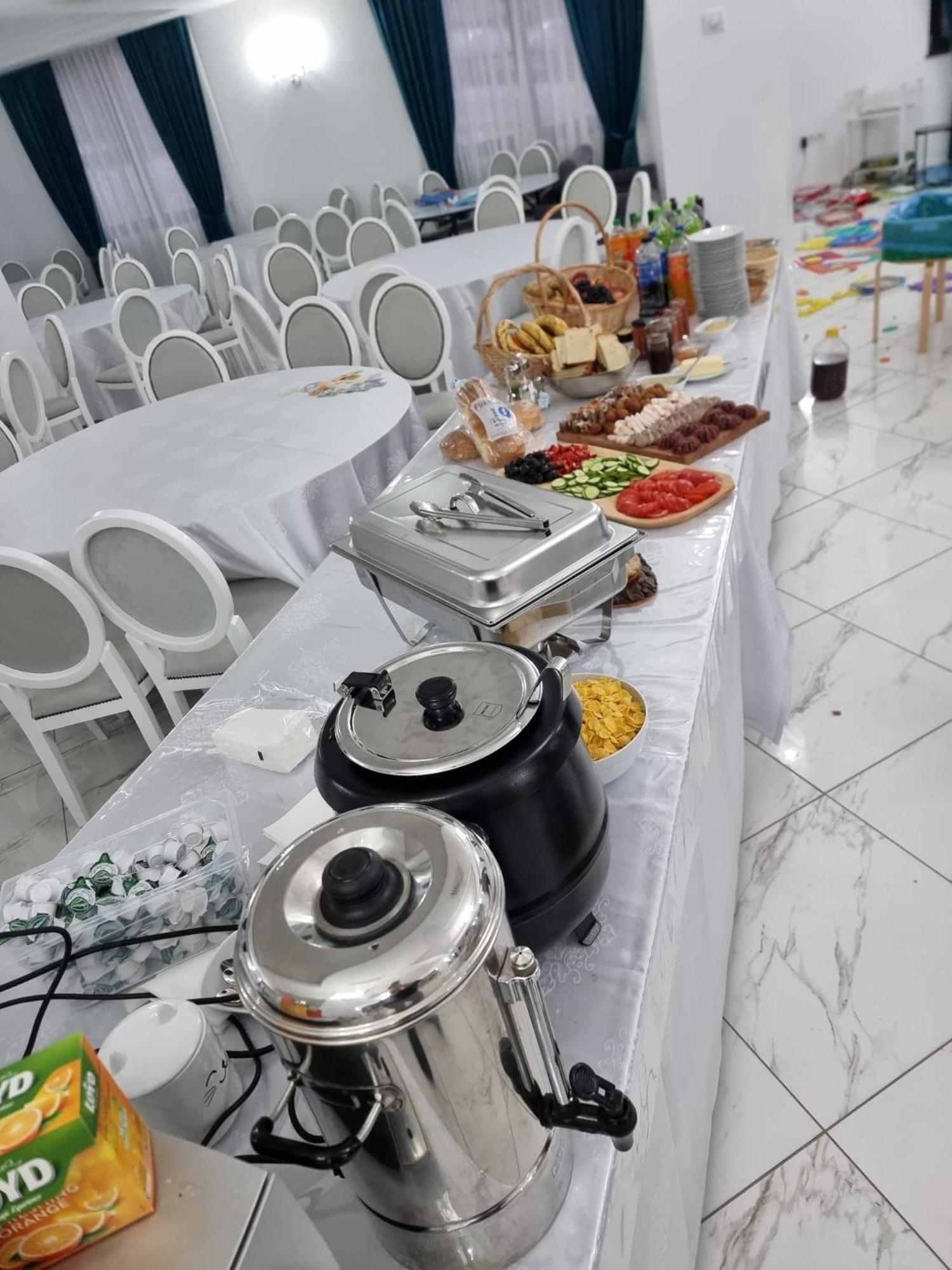 Evenimente Edelweiss Hotell Bogdan Vodă Eksteriør bilde